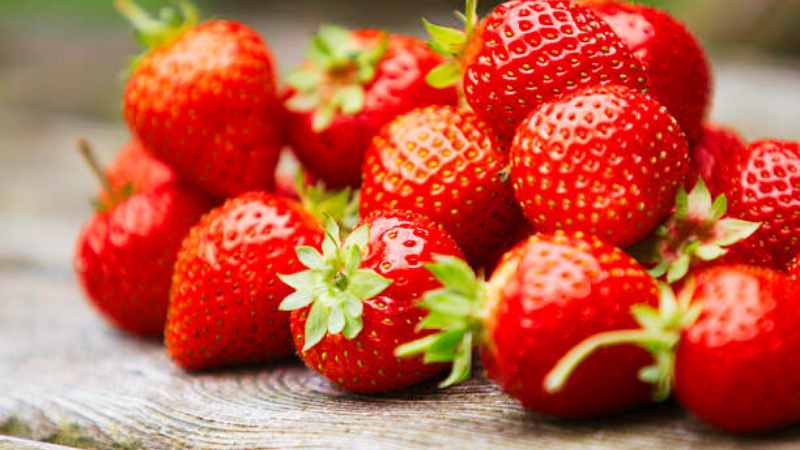 Strawberry Ayurvedic Tips Telugu